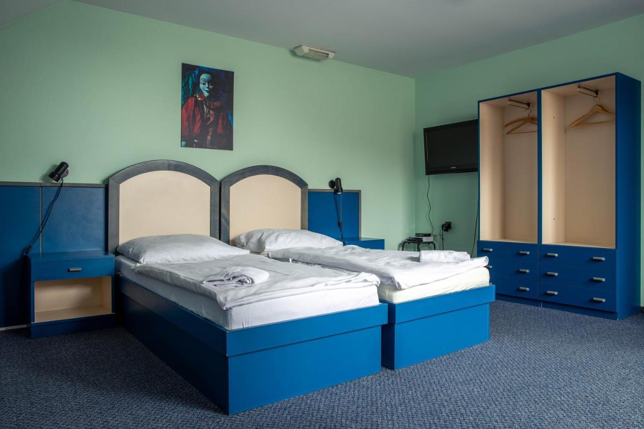 Penzion Amatka Hradec Králové Extérieur photo