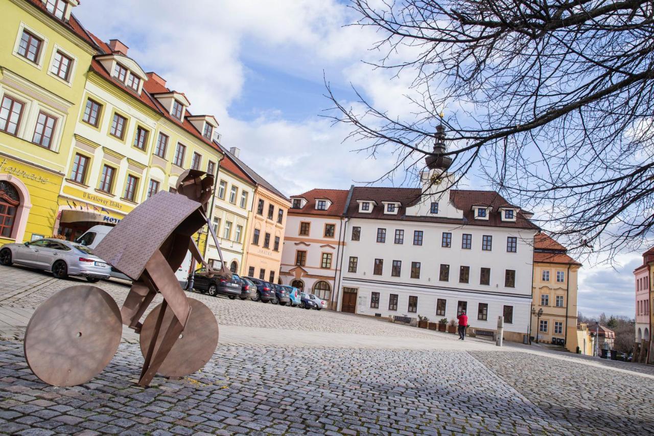 Penzion Amatka Hradec Králové Extérieur photo